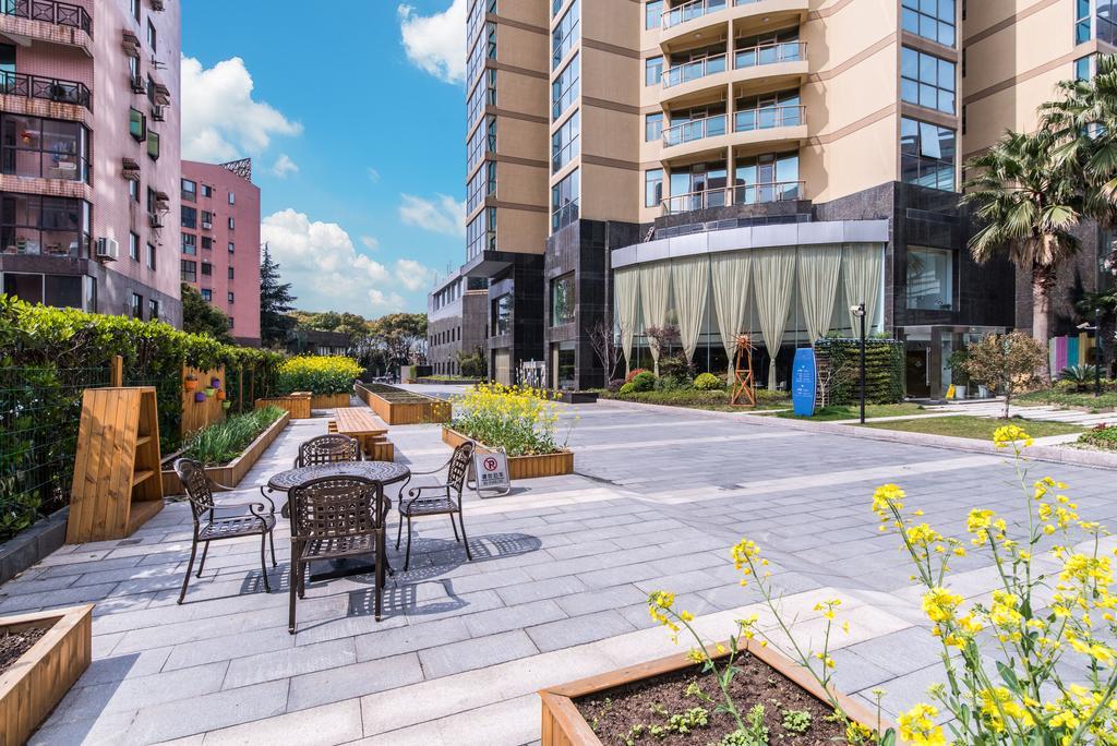 Green Court Residence Jinqiao Diamond Şanghay Dış mekan fotoğraf